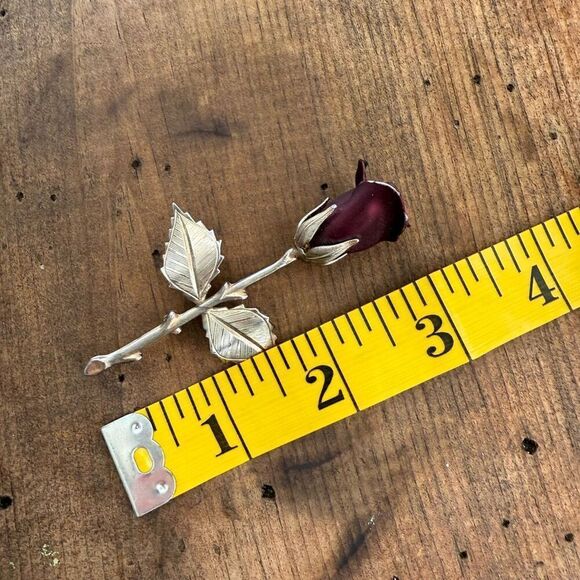 Vintage Unsigned Ruby Red Rose Pin Brooch Gold Tone 3” - Picture 4 of 10